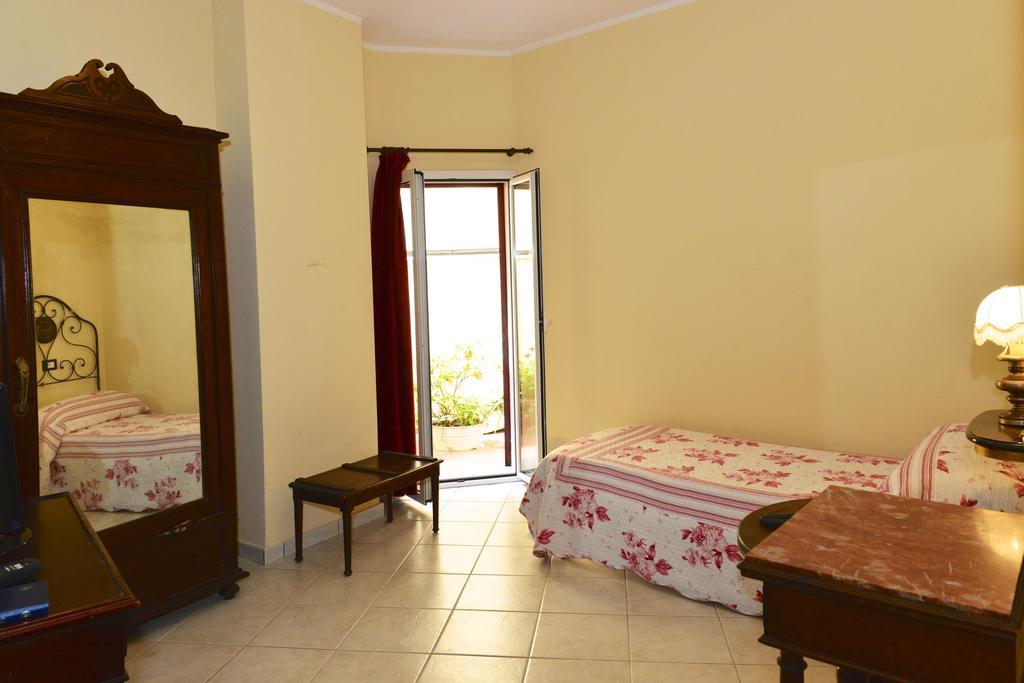 Hotel Giuseppe Ventimiglia Esterno foto