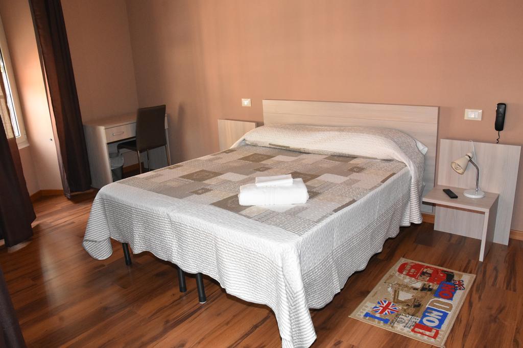 Hotel Giuseppe Ventimiglia Esterno foto